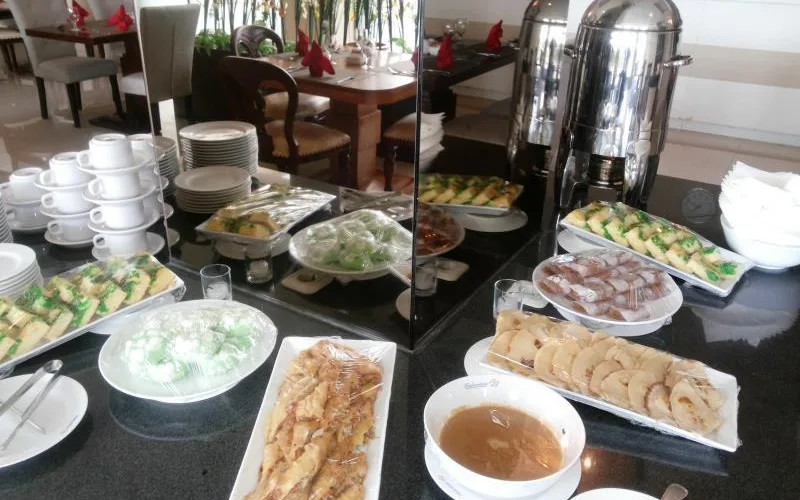 The Gran Lounge at Gran Surya Hotel