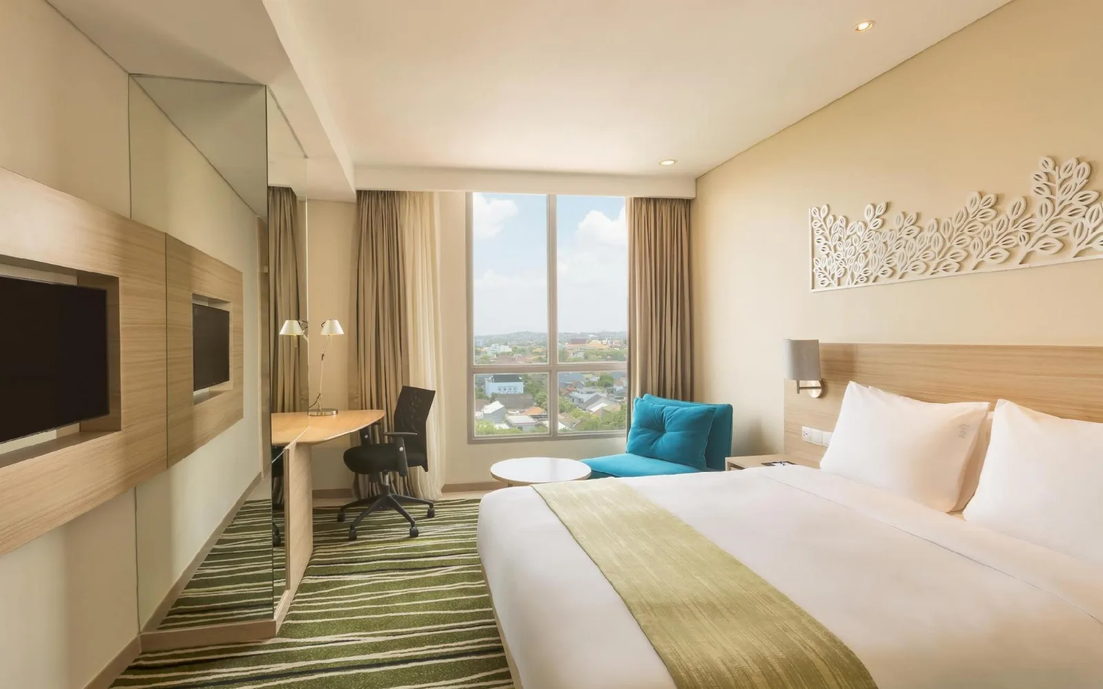 The Great Room at Holiday Inn Express Semarang Simpang Lima By IHG