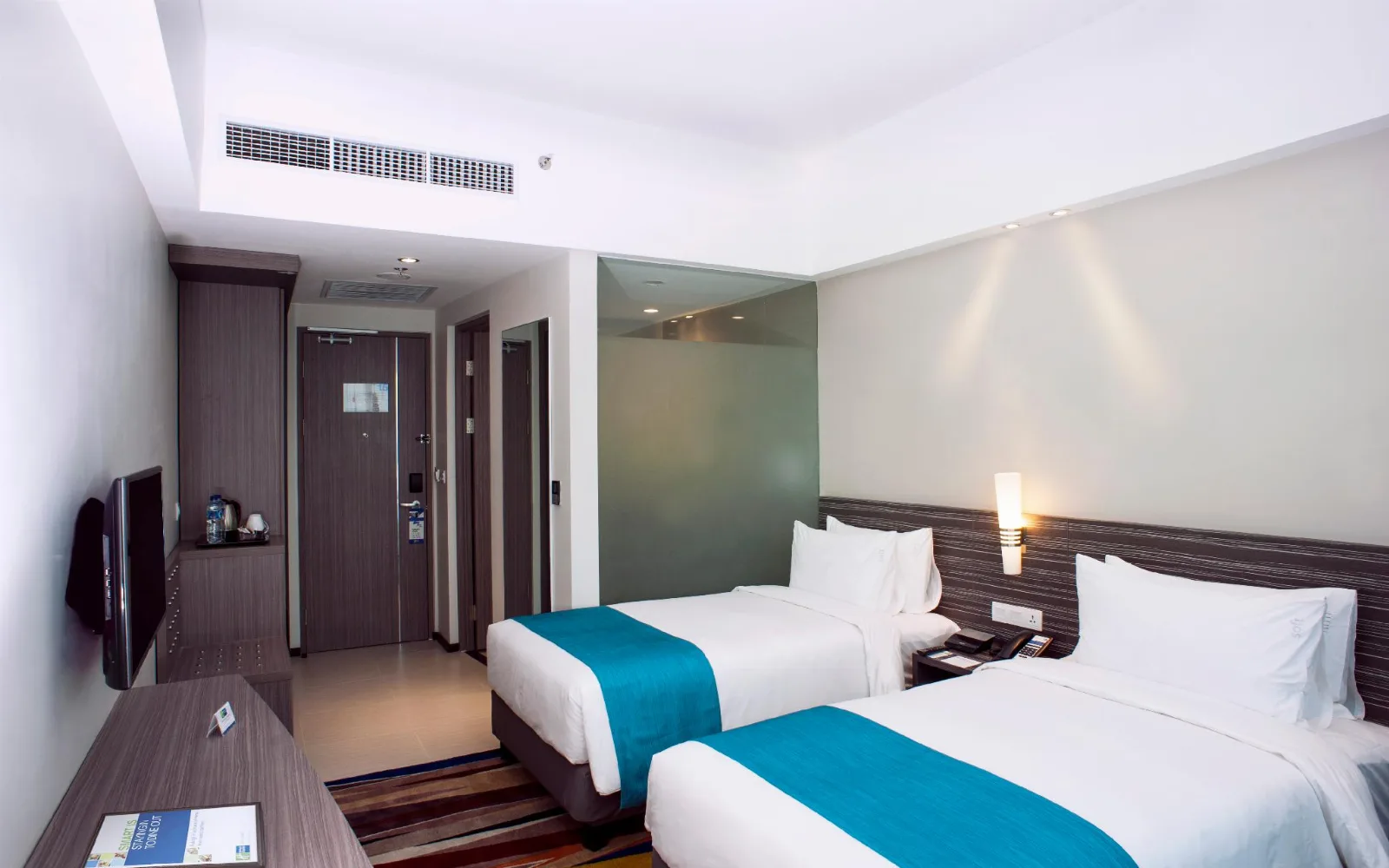 The Great Room at Holiday Inn Express Surabaya CenterPoint By IHG