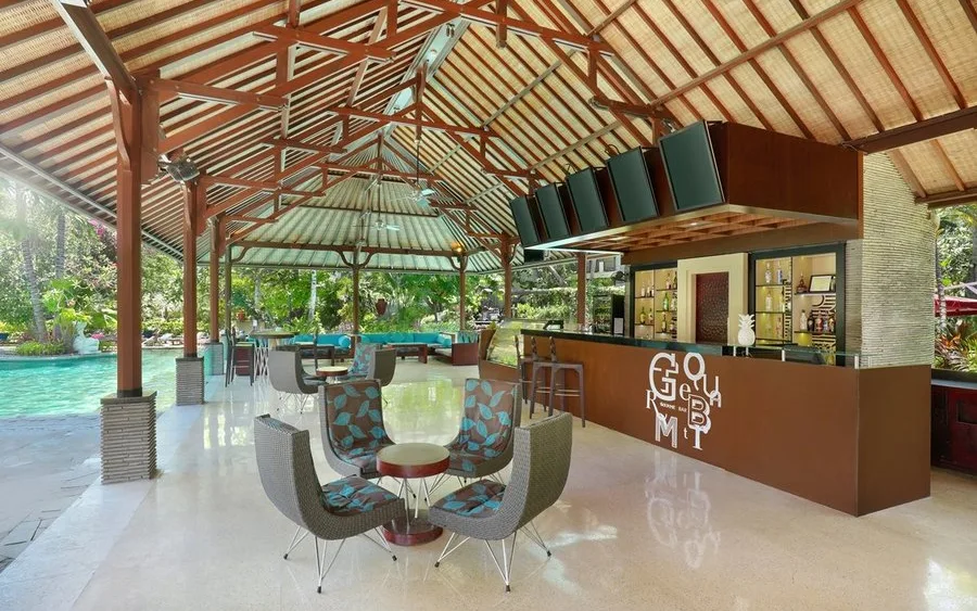 The G'Sign Lounge