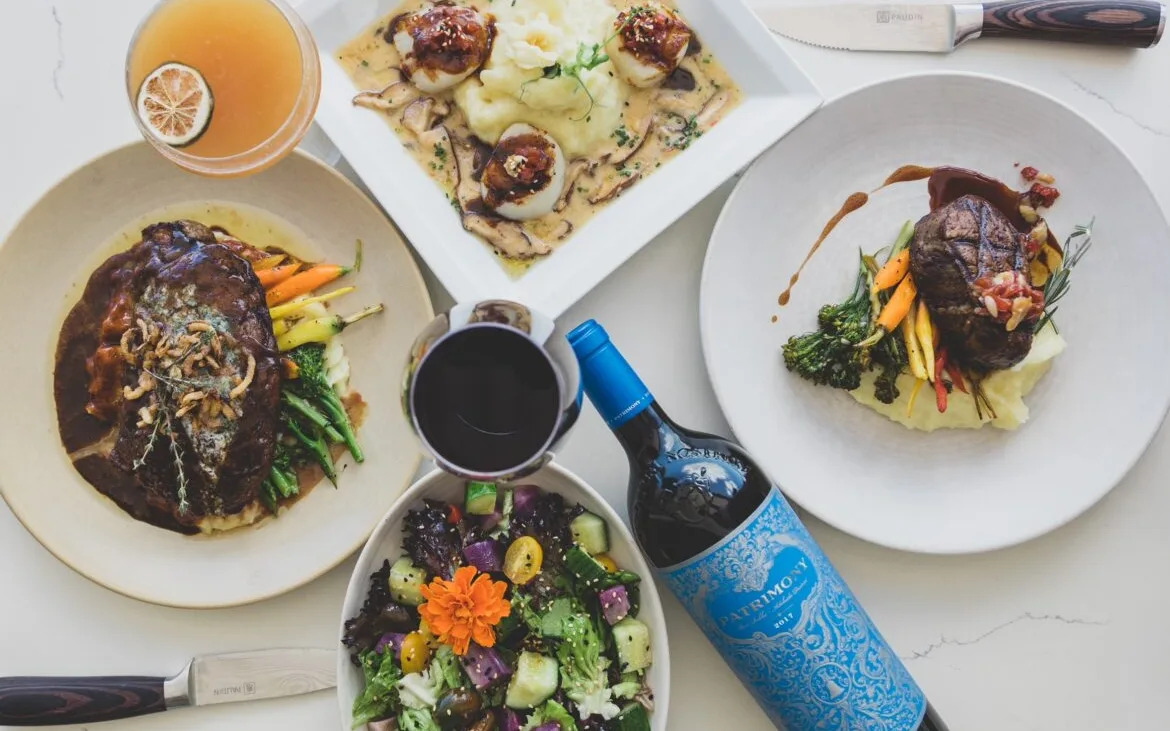The Honu Lounge at Honu Studio Living