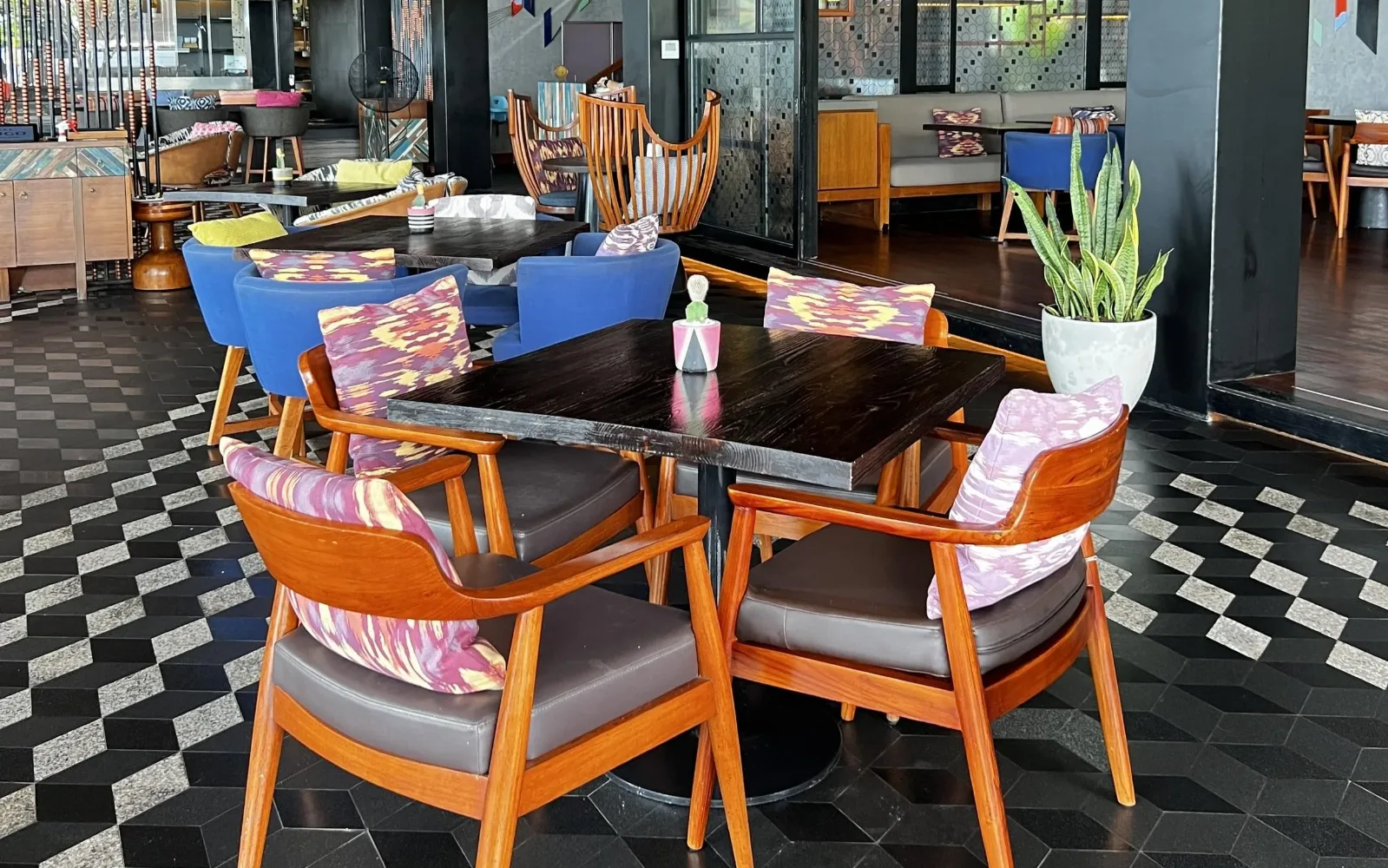 The Indigo Lounge