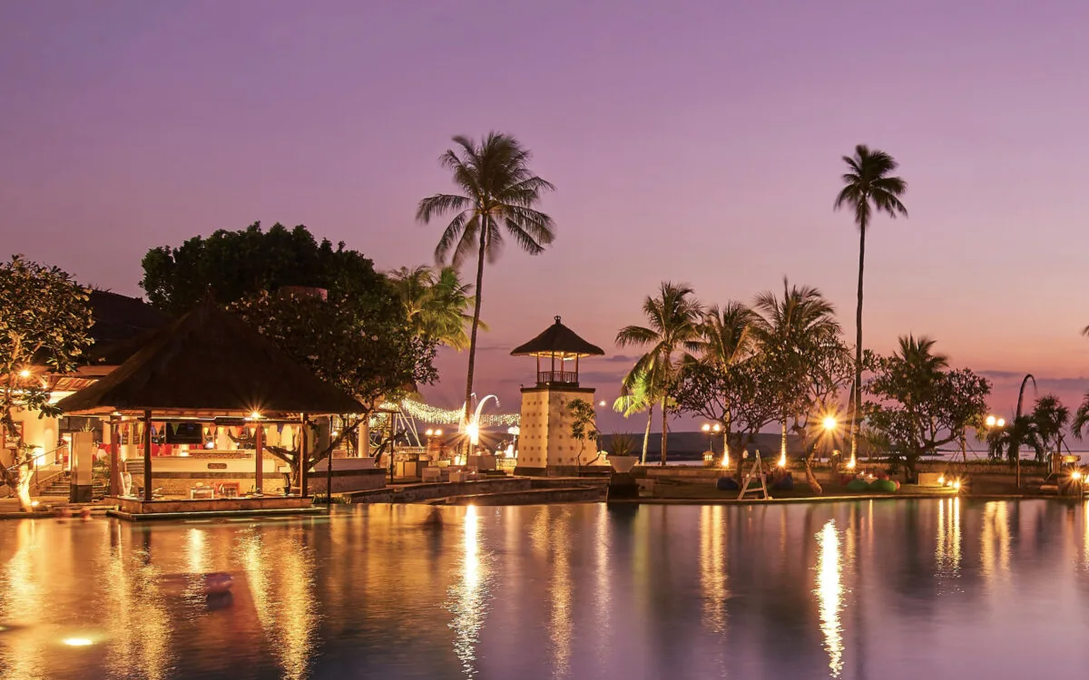 The Kintamani Sunken Bar at The Patra Bali Resort & Villas