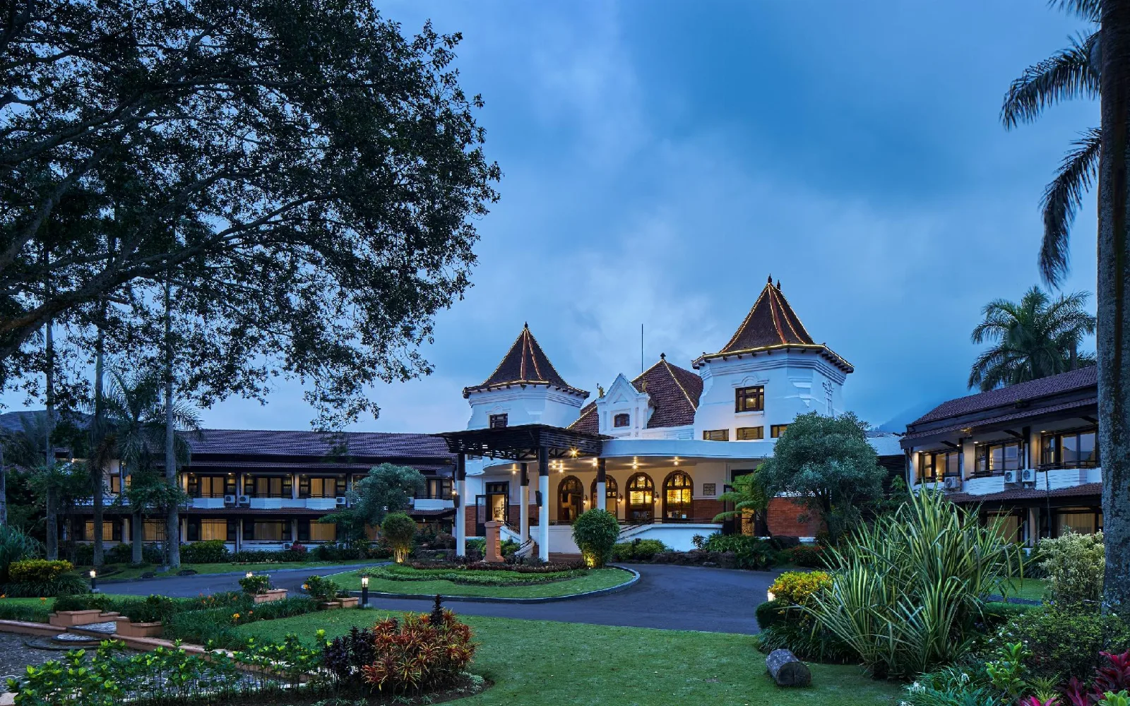 The Lobby Lounge at eL Hotel Kartika Wijaya Batu