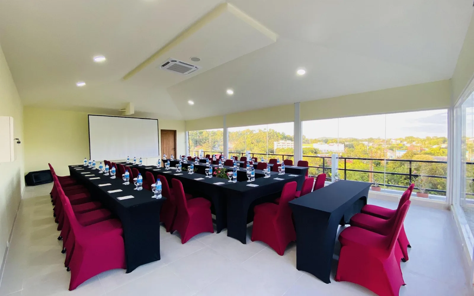 The Lobby Lounge at Zasgo Hotel
