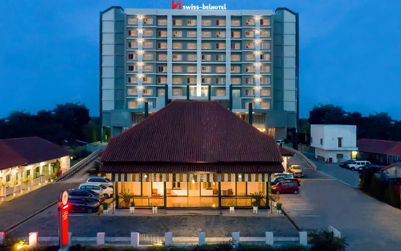 The Lounge & Bar at Swiss-Belhotel Pangkalpinang