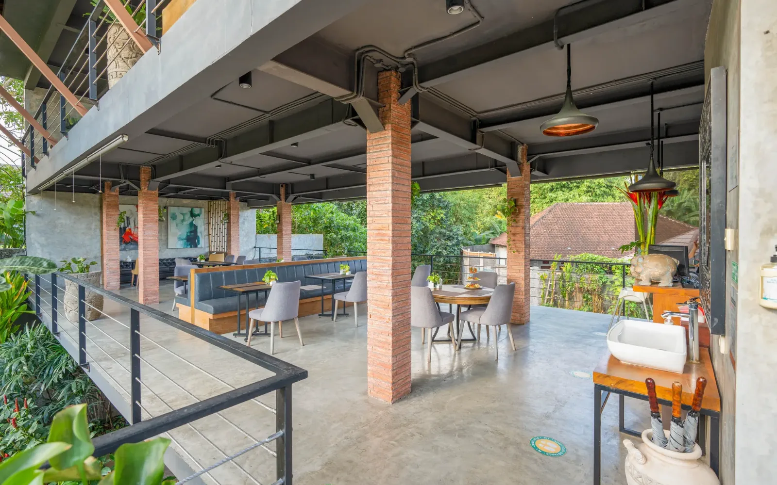 The Maca Sunset Lounge at Maca Villas & Residence Umalas
