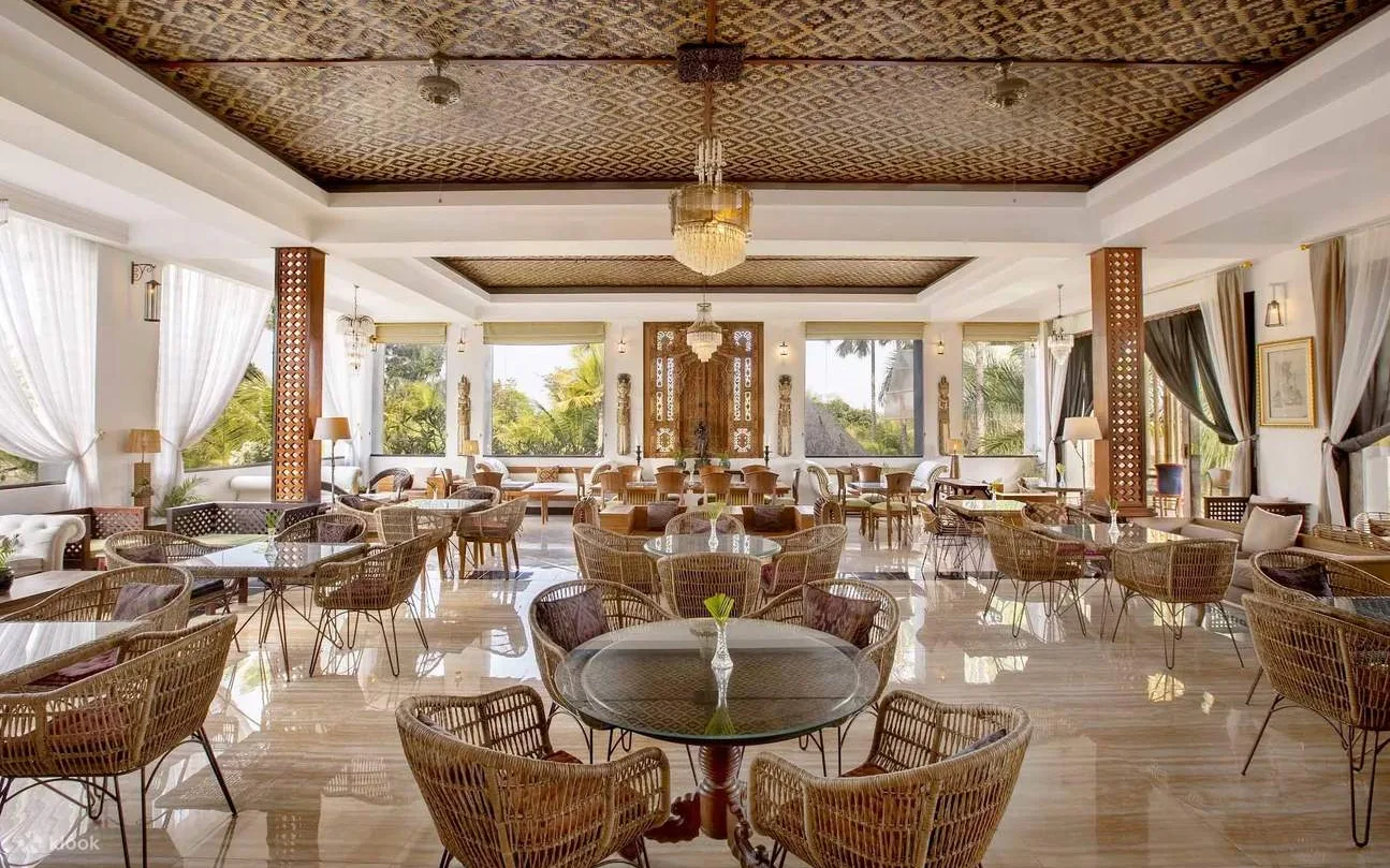 The Mansion Lounge & Bar