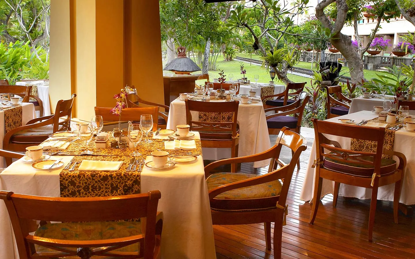 The Nusa Lounge at Nusa Dua Beach Hotel and Spa - Handwritten Collection