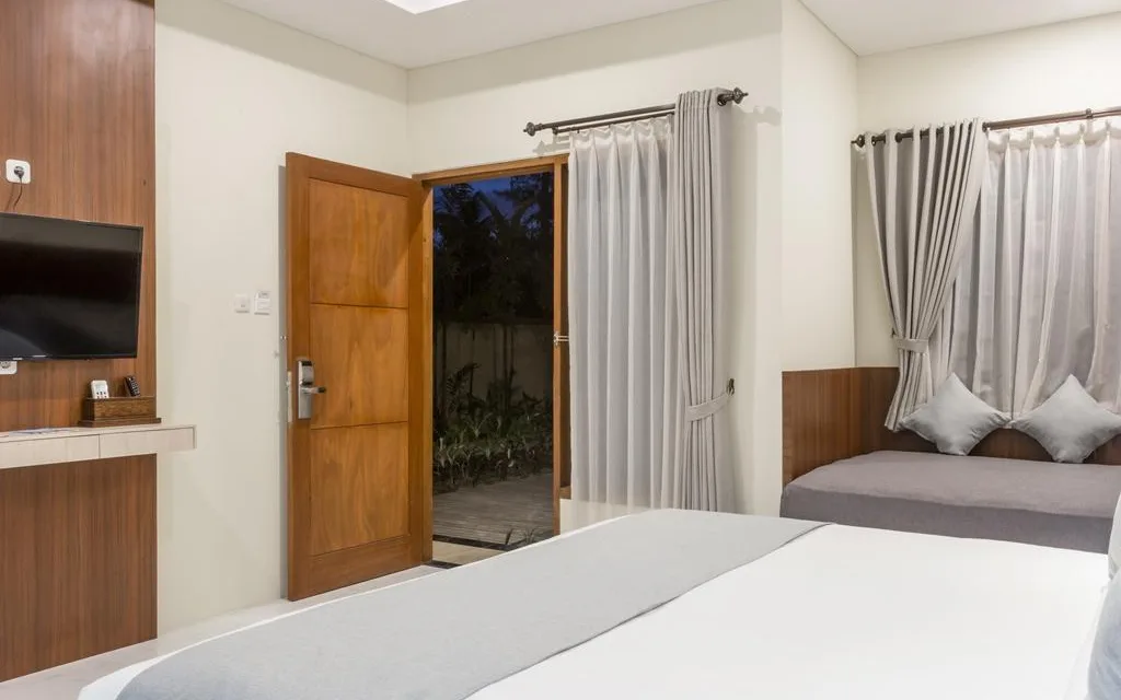 The Ombak Beach Club & Lounge at Ombak Sunset Villas