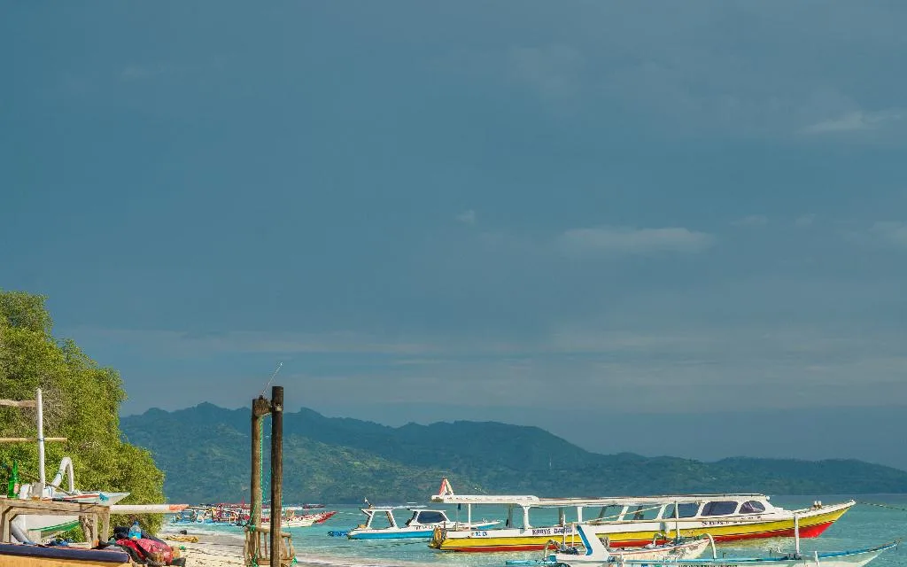 The Ora Beach Club & Lounge