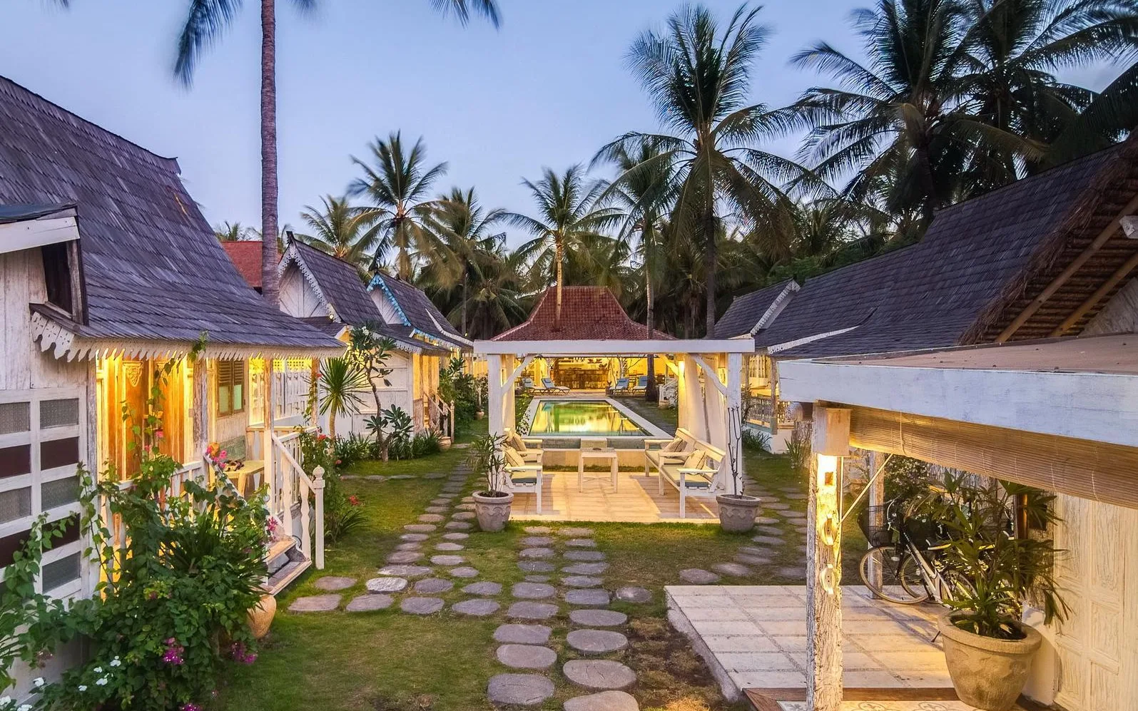 The Palmeto Beach Club & Lounge at Palmeto Village