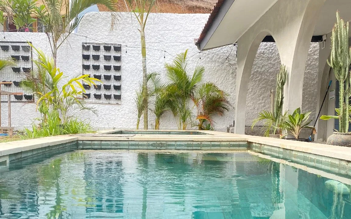 The Palmhouse Beach Club & Lounge