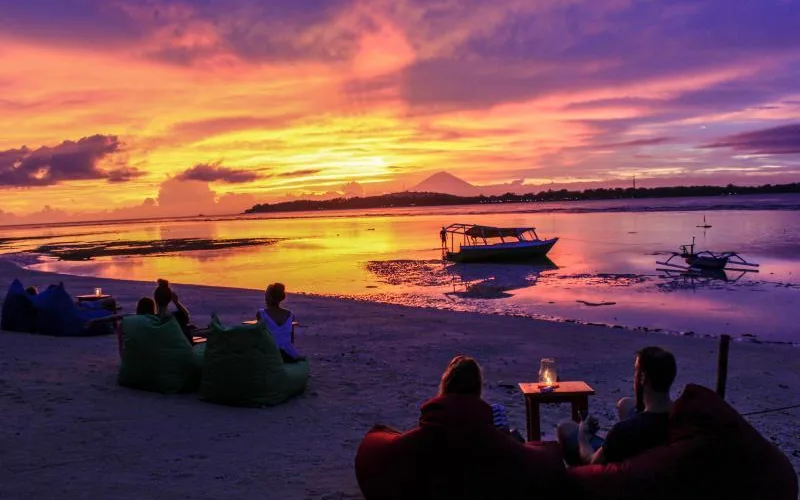 The Pandan Beach Club & Lounge at Pandan Bungalow