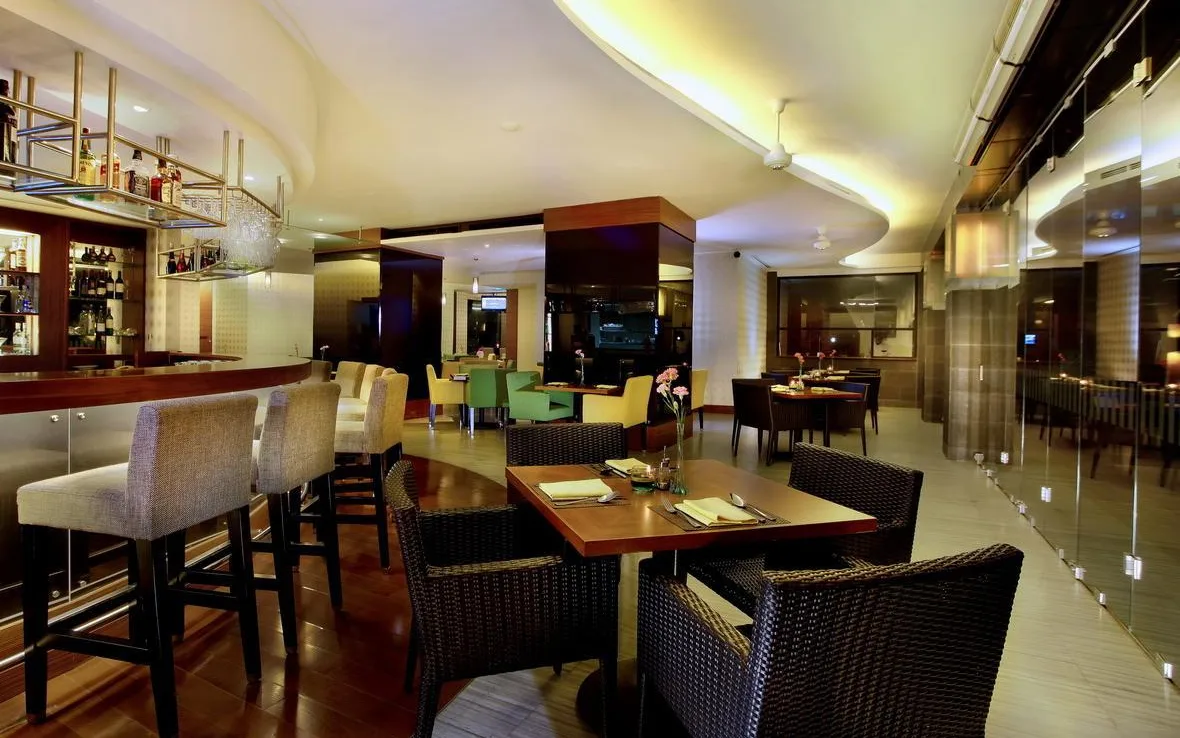 The Peninsula Lounge at Menara Peninsula Hotel