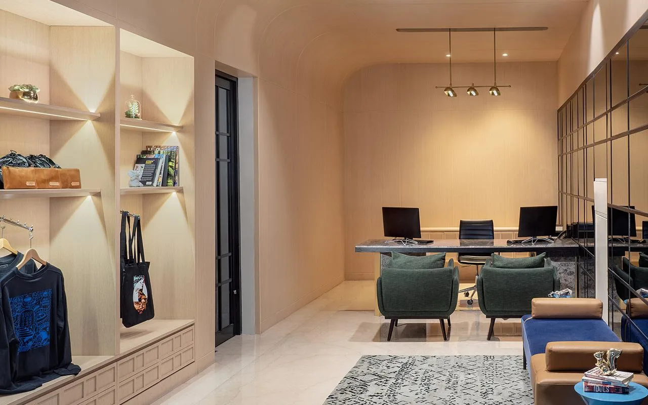The Reiz Sunset Lounge at The Reiz Suites, ARTOTEL Curated
