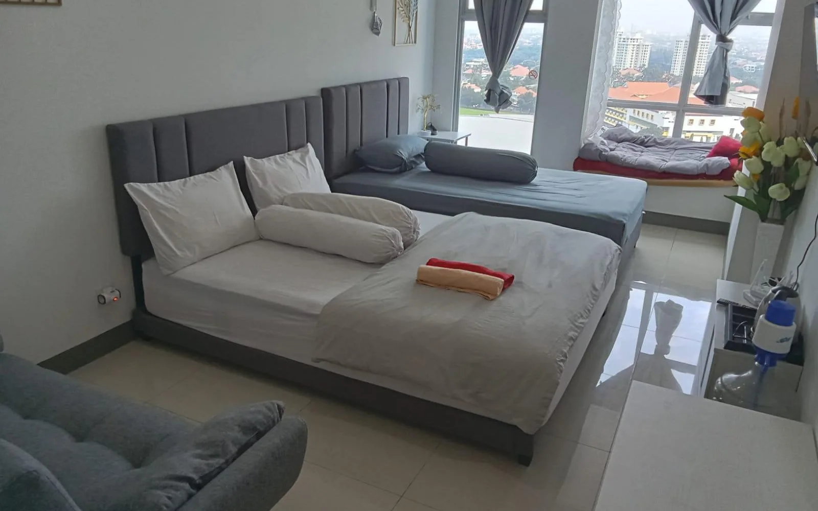 The Restaurant at Apartemen Pakuwon 8 Anderson
