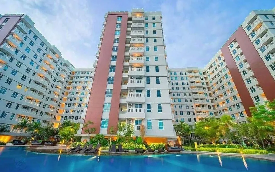 The Restaurant at Borneo bay city type 2 bedroom
