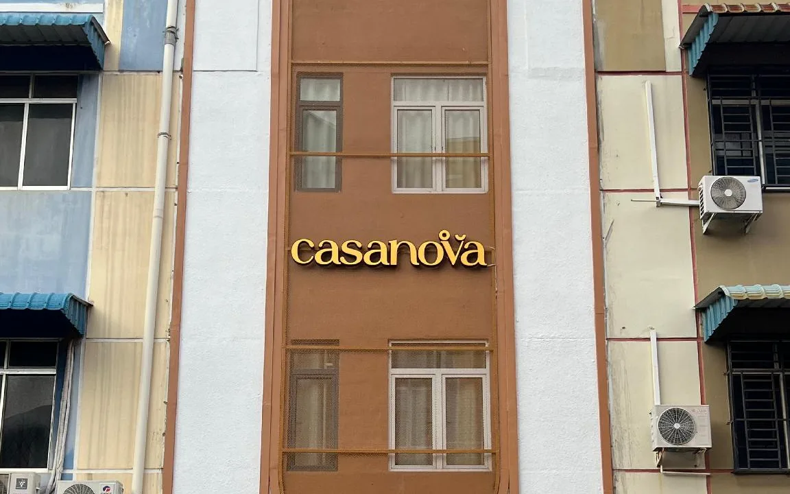 The Restaurant at Casanova 3B BCS Grand batam 2Bedroom 3rd Floor *