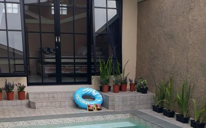 The Restaurant at Omah Wilis: homestay with private pool in Batu