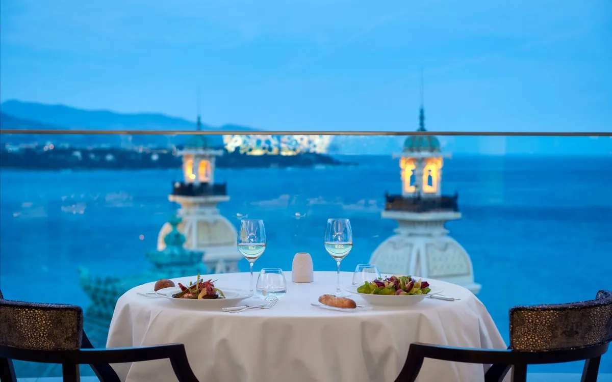 The Restaurant at The Luxury collection, Monaco Blu