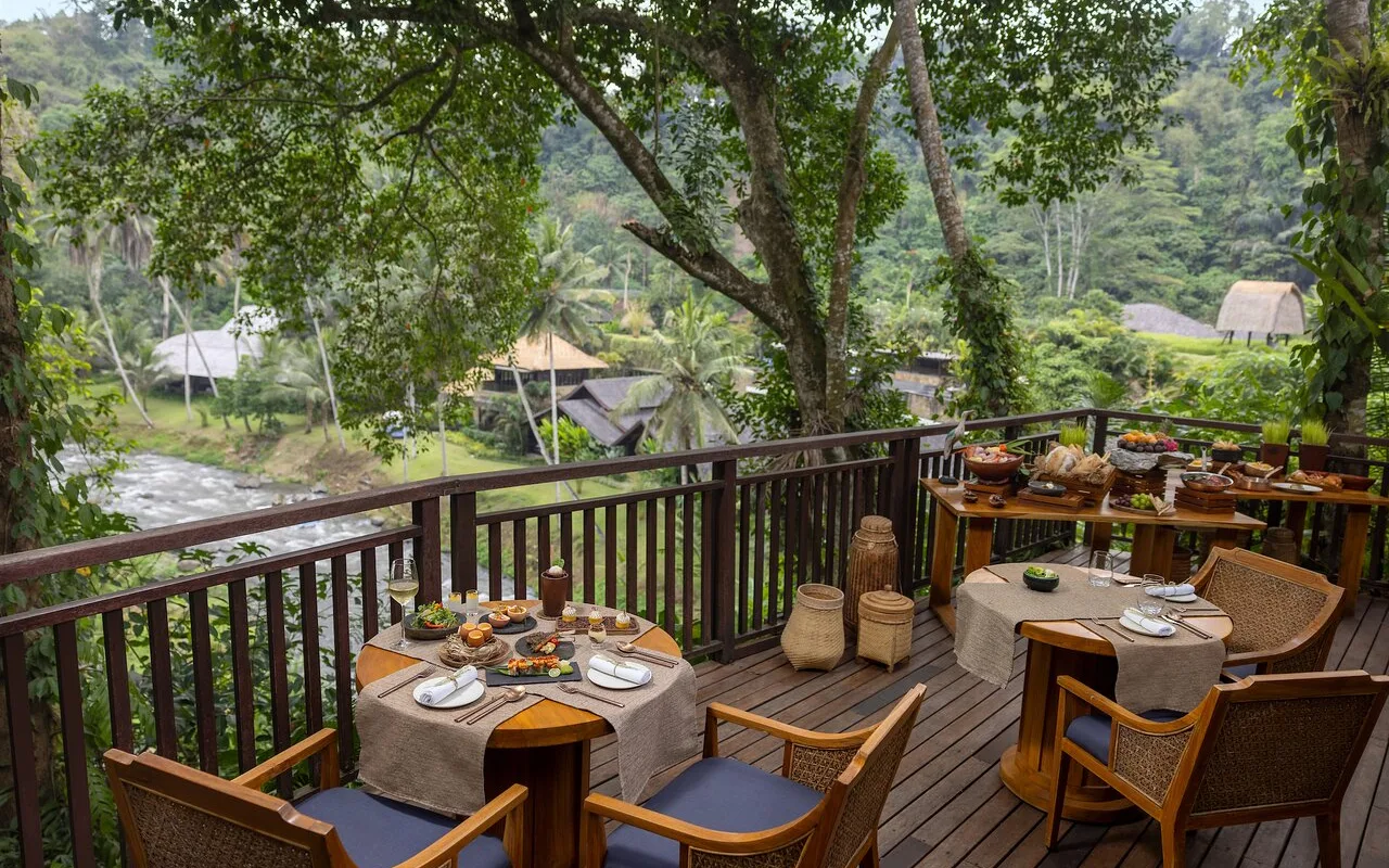 The Restaurant