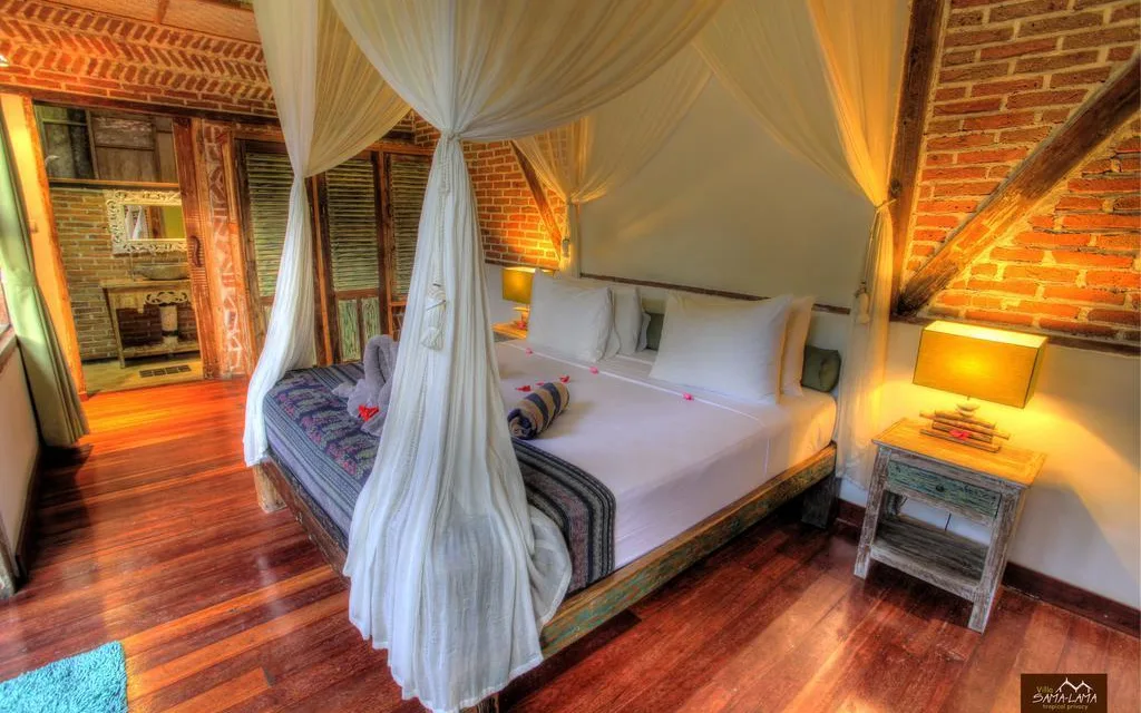 The Samalama Beach Club & Lounge at Villa Samalama - Gili Air