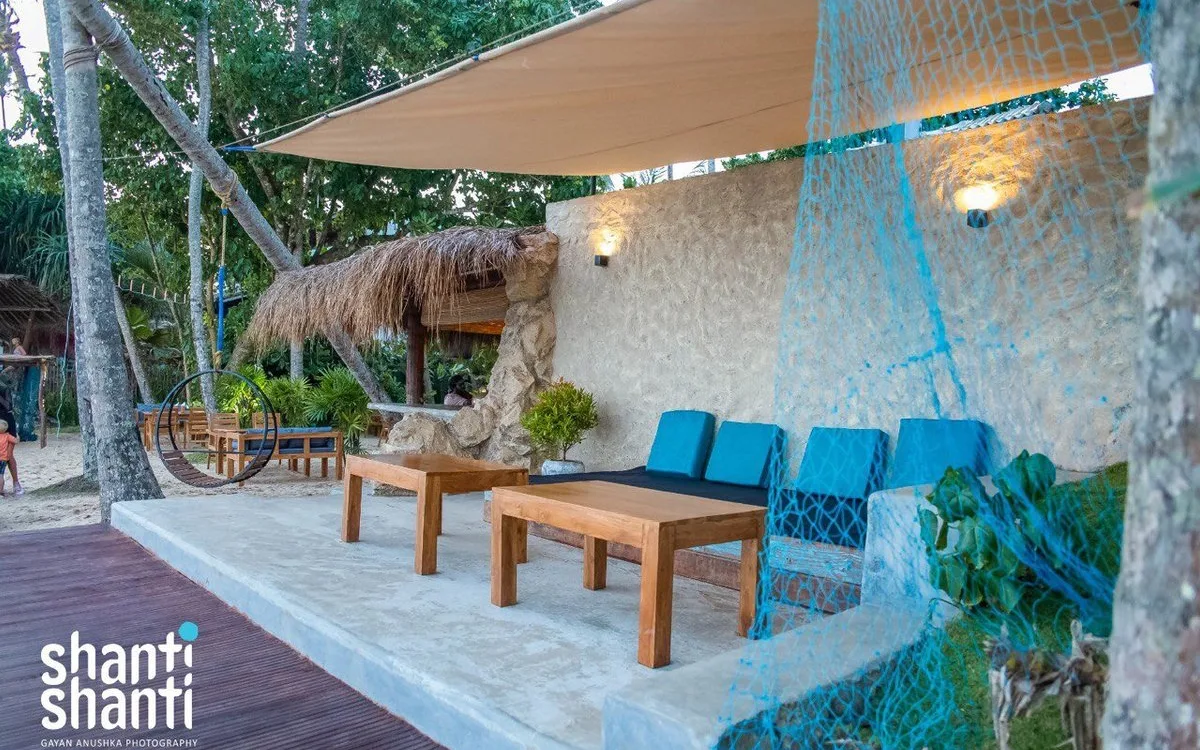 The Shanti Lounge at Shanti Village Beach Hotel