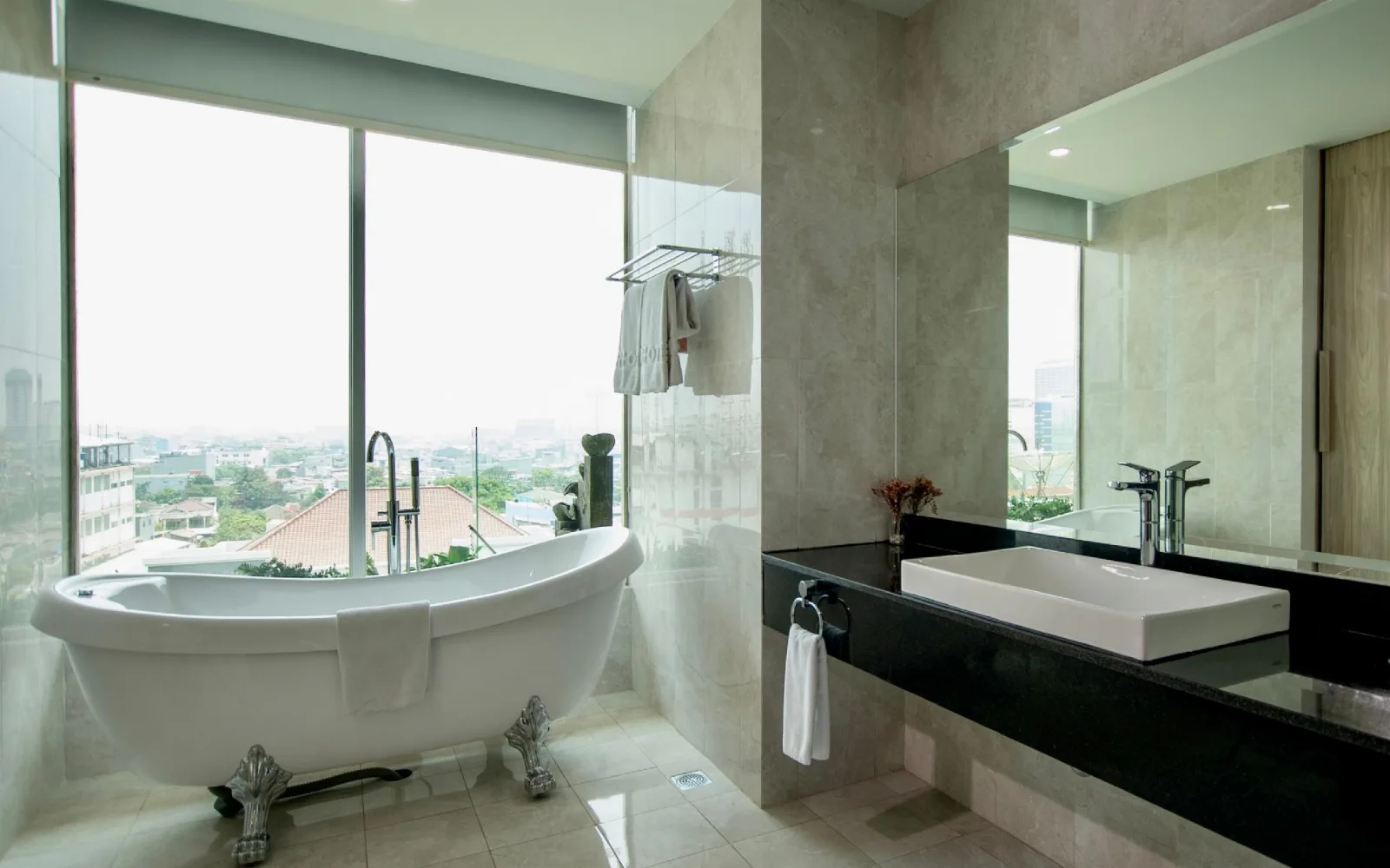 The Social Bar & Lounge at Sparks Life Jakarta, ARTOTEL Curated