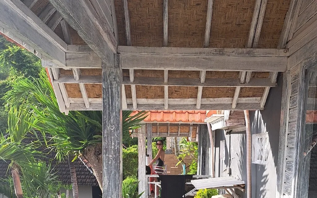 The Songlambung Lounge at Songlambung Beach Huts