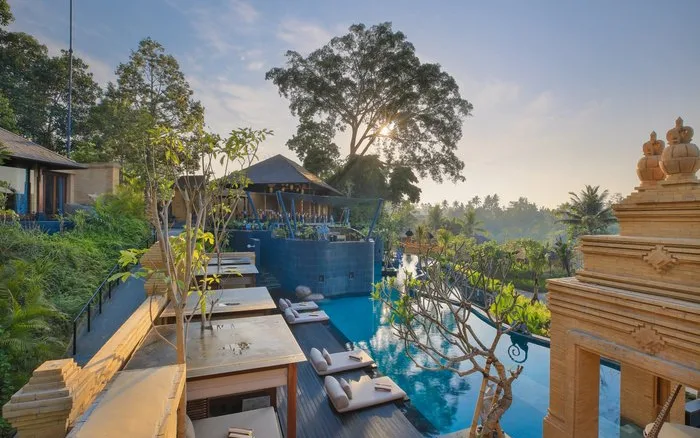 The Sunken Pool Bar
