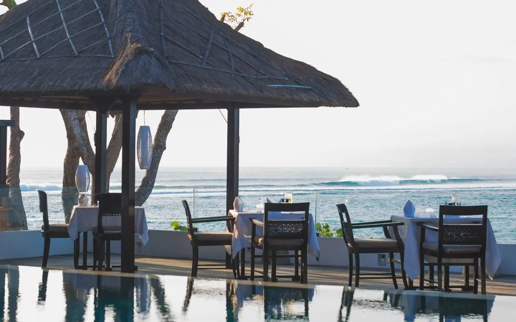 The Terrace Lounge