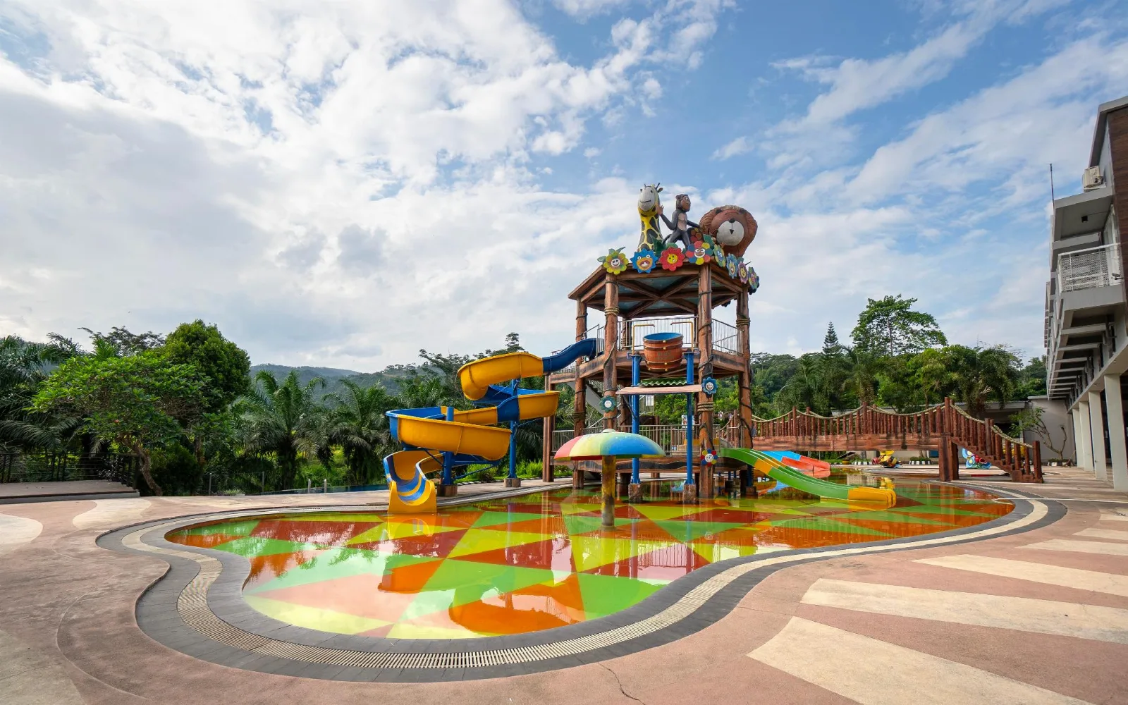 The Terrace Lounge at BeSS Resort and Waterpark Lawang