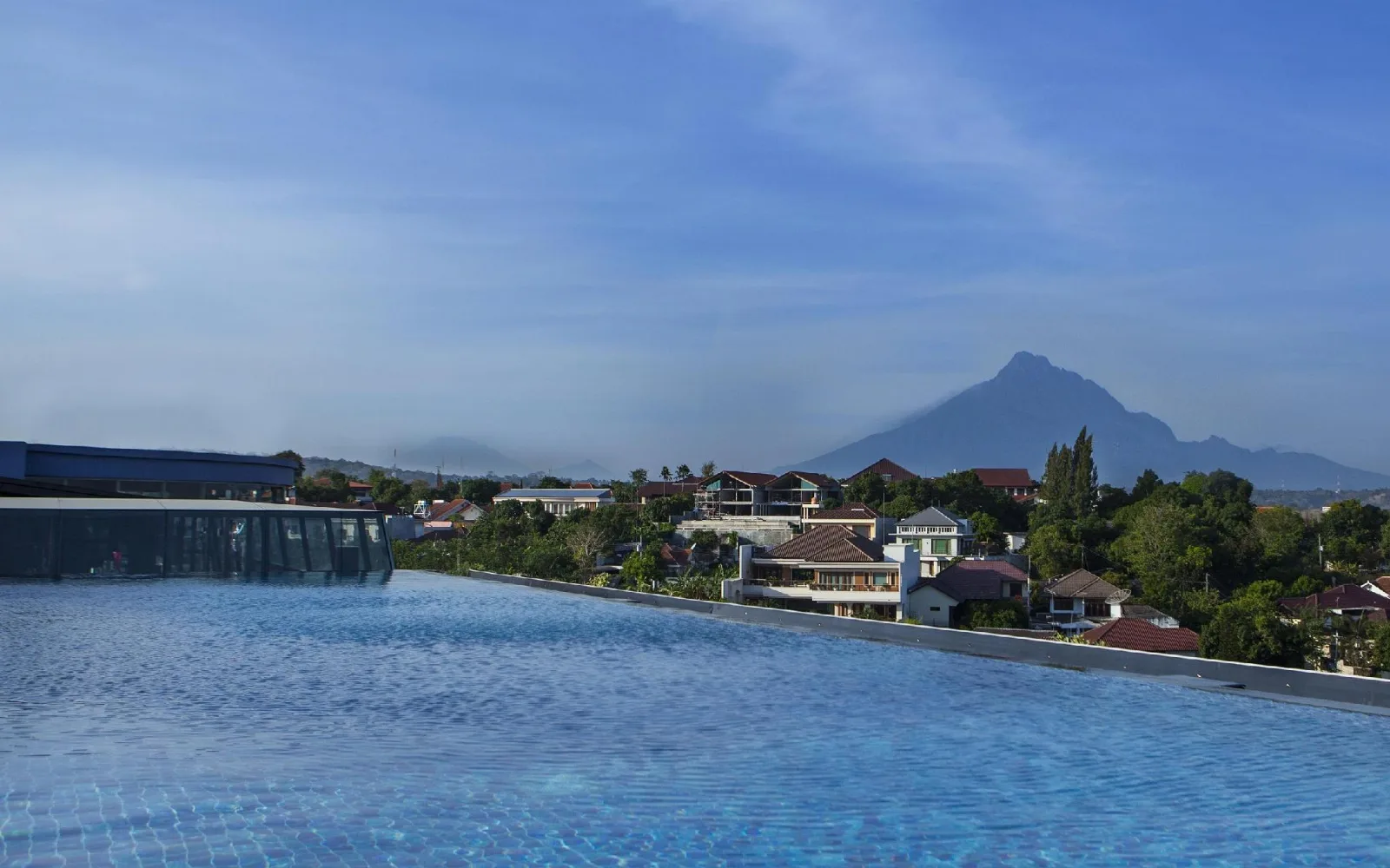 The Terrace Lounge at Grand Edge Hotel Semarang