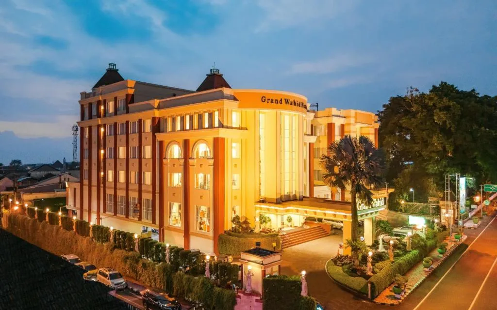 The Terrace Lounge at Grand Wahid Hotel Salatiga
