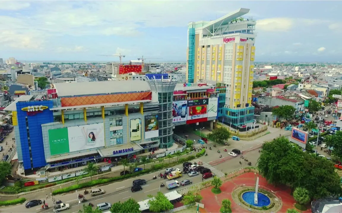 The Terrace Lounge at Karebosi Premier Makassar