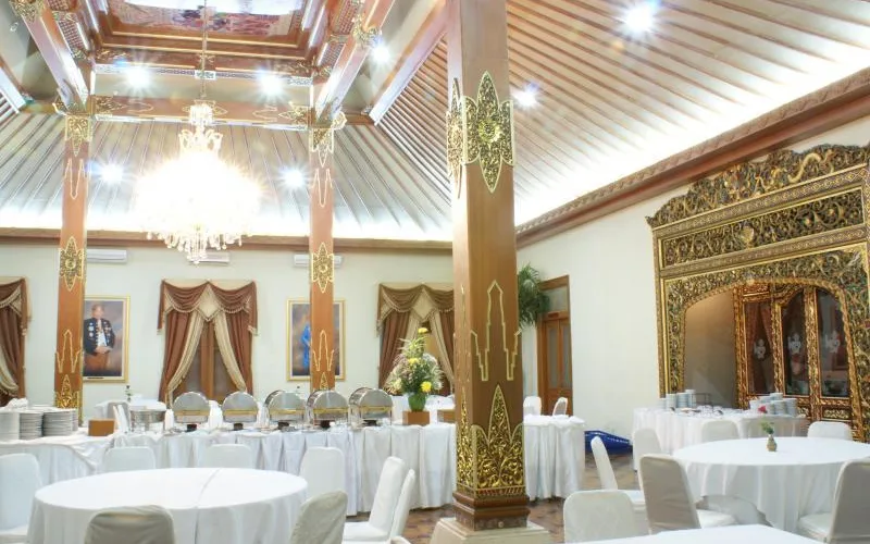 The Terrace Lounge at Kusuma Sahid Prince Solo Hotel