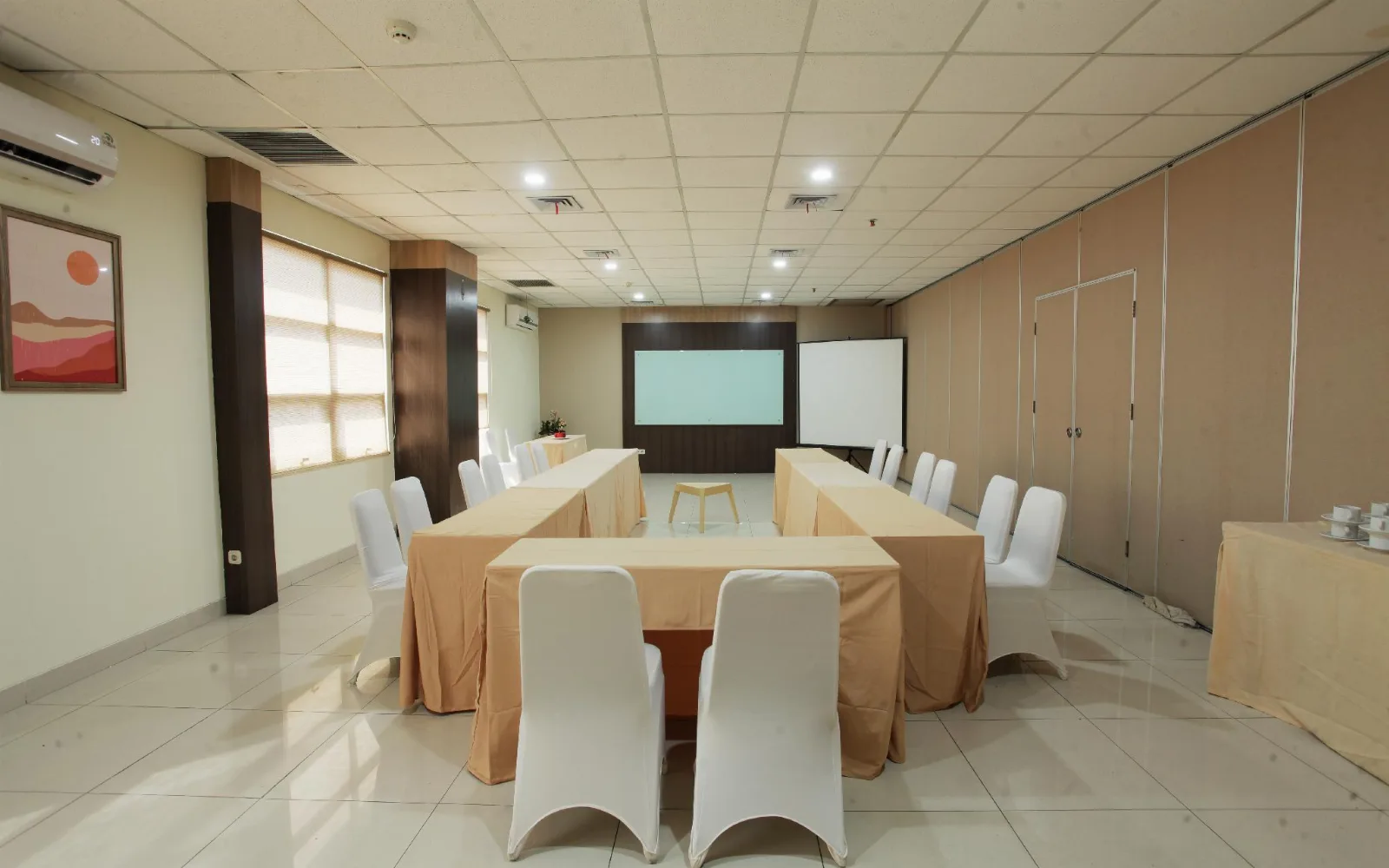The Terrace Lounge at Lynt Hotel Jakarta