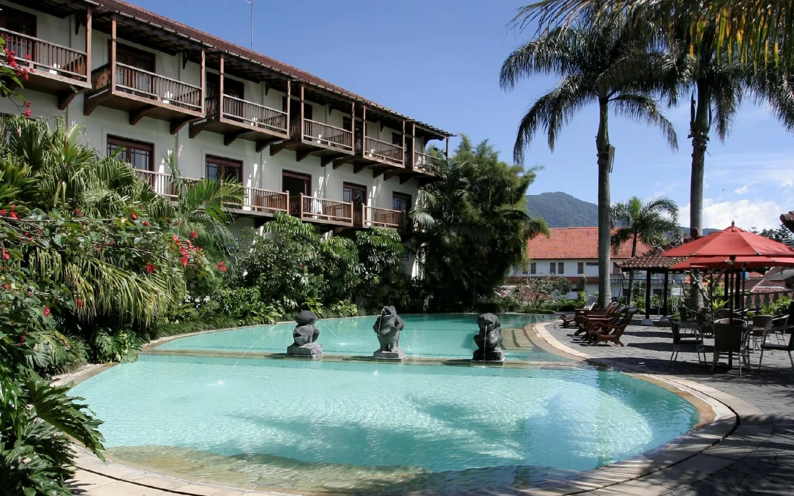 The Terrace Lounge