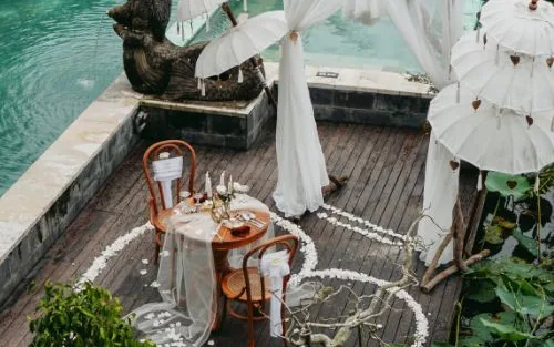 The Terrace Lounge