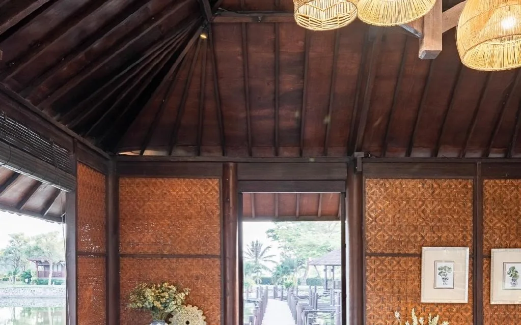 The Terrace Lounge