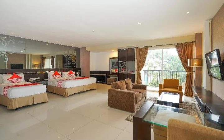 The Terrace Lounge at Prime Royal Hotel