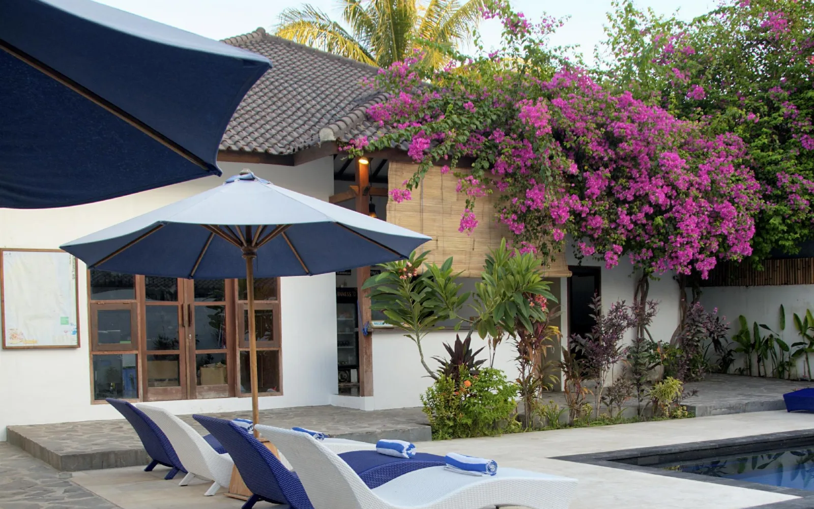 The Tir Beach Club & Lounge at Tir Na Nog Hotel
