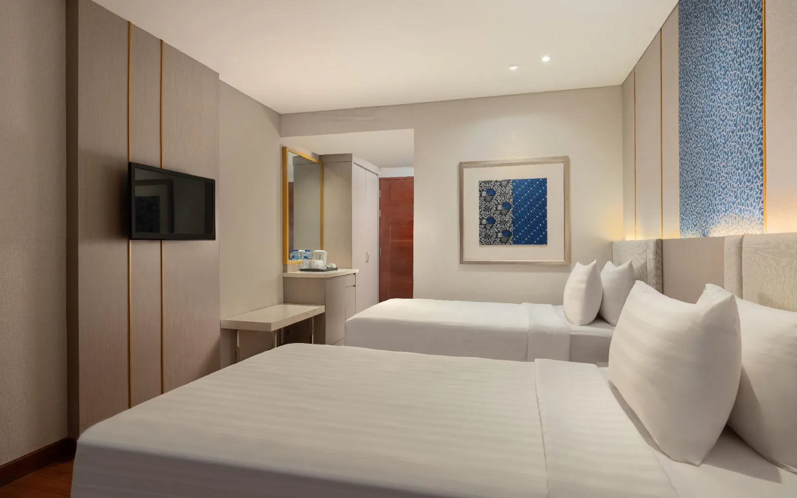 The Travelodge Restaurant at Hotel Santika Premiere Gubeng