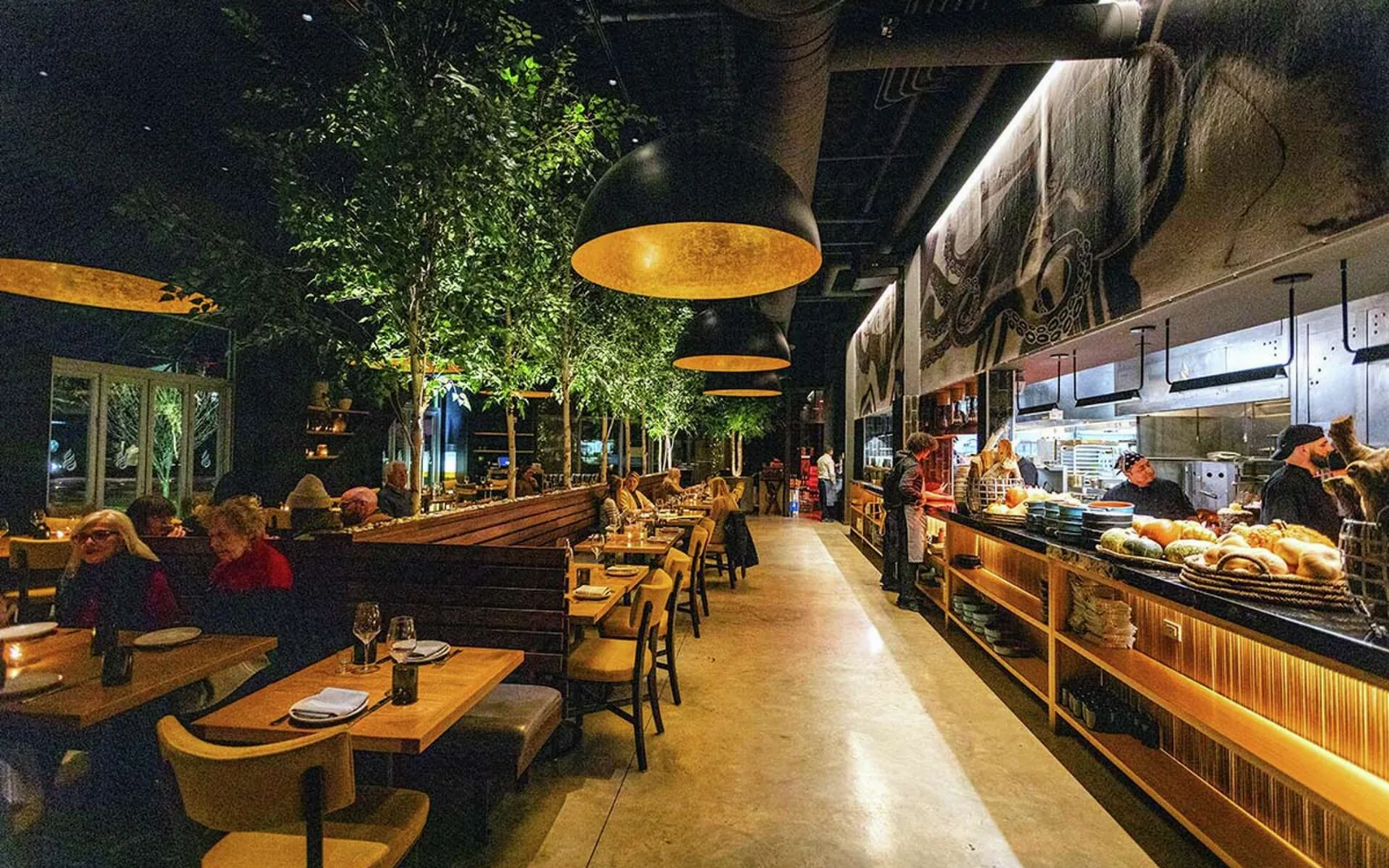 Tiga Tiga All Day Dining at Fairfield by Marriott Bali Legian