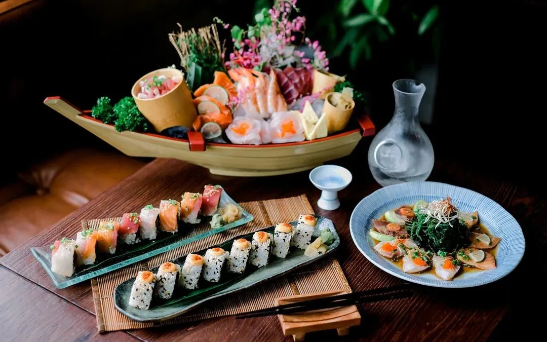 Tokyo Sushi Bar at Villa Jaran Jingkrak - Hostel