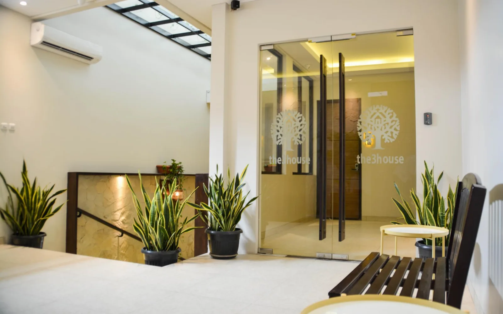 Treehouse - Boutique Serviced Apartment Dining Pavilion