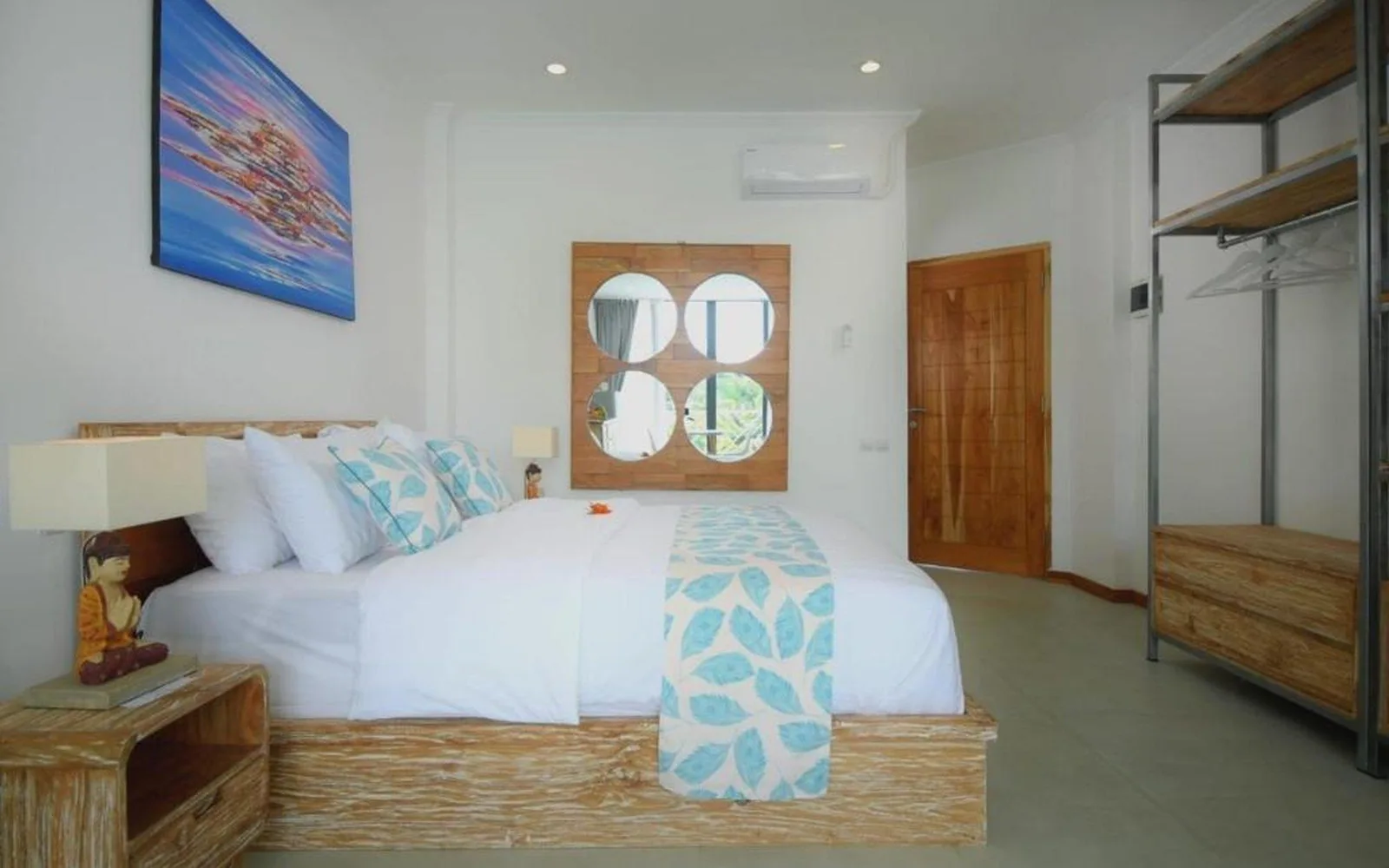 Triple Oceanfront Restaurant at Triple 8 Suites