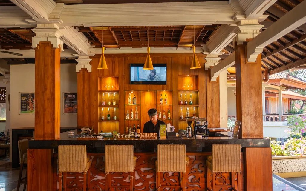 Tropical Lounge & Bar at Bali Paragon Resort Hotel