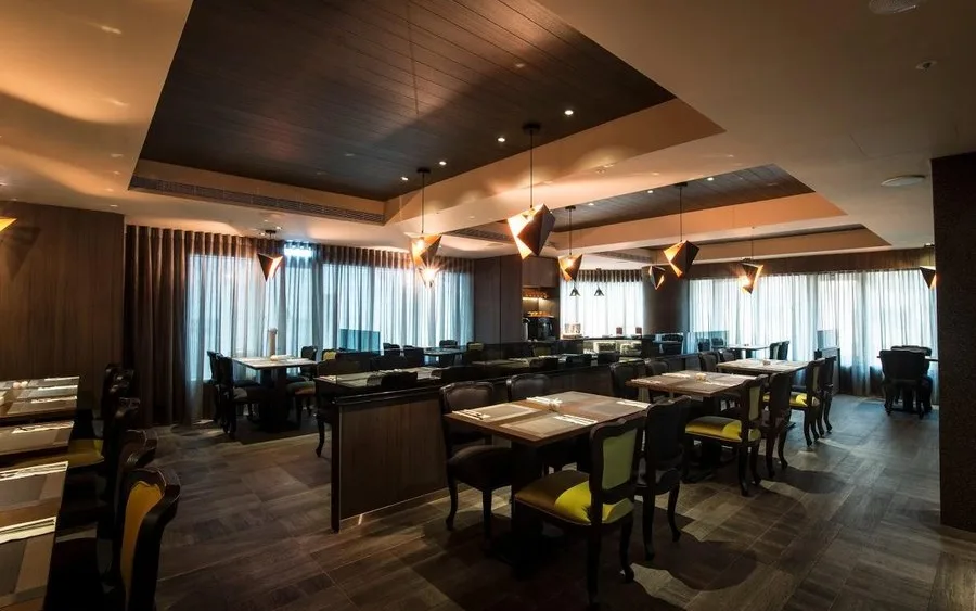 U Restaurant at U Tube Hotel and Spa
